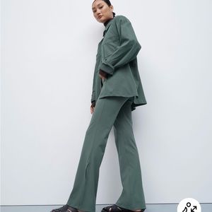 LULULEMON smooth-fit split-hem high-rise flared pants in dark forest 🌳 size 4